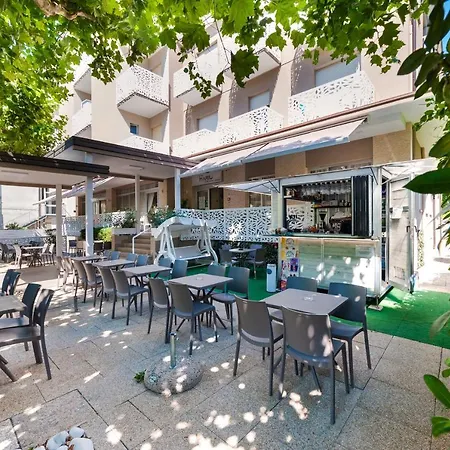 Mantovani Hotel Murano&Mariù-3